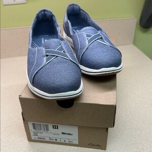 New! Clarks Breeze Skip Cloudsteppers Loafer Sneaker